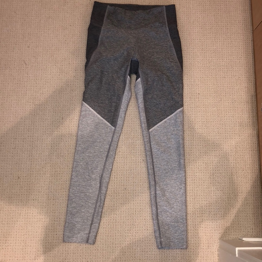 Grey leggings